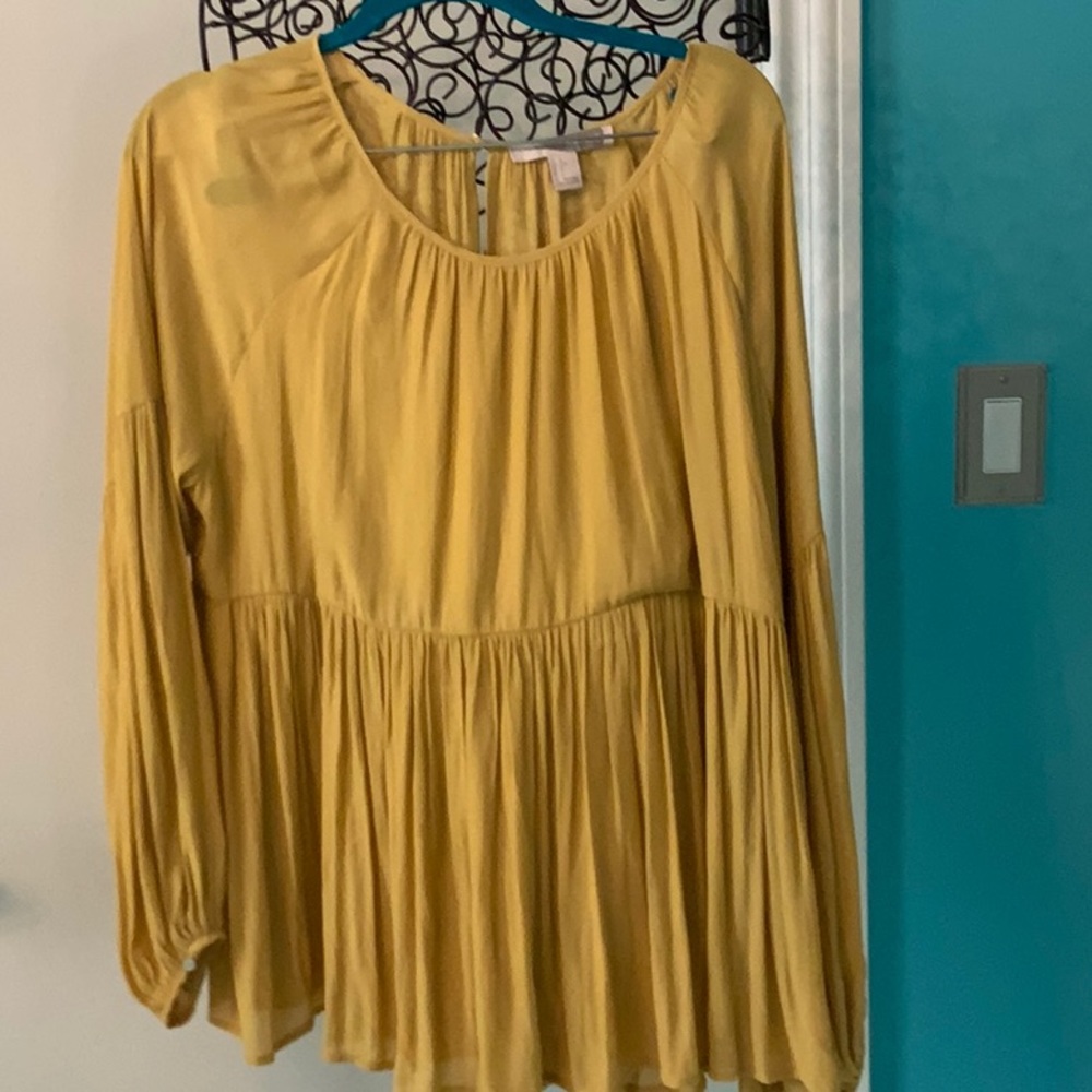 Long sleeve top
